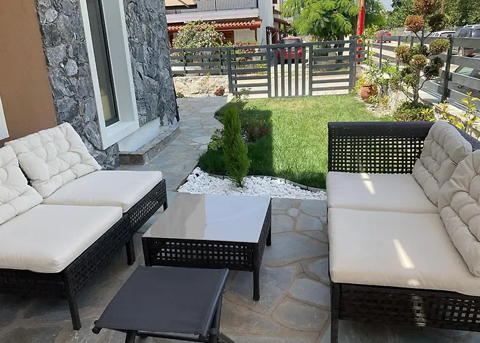 Semesterbostad Marinas House 2 *